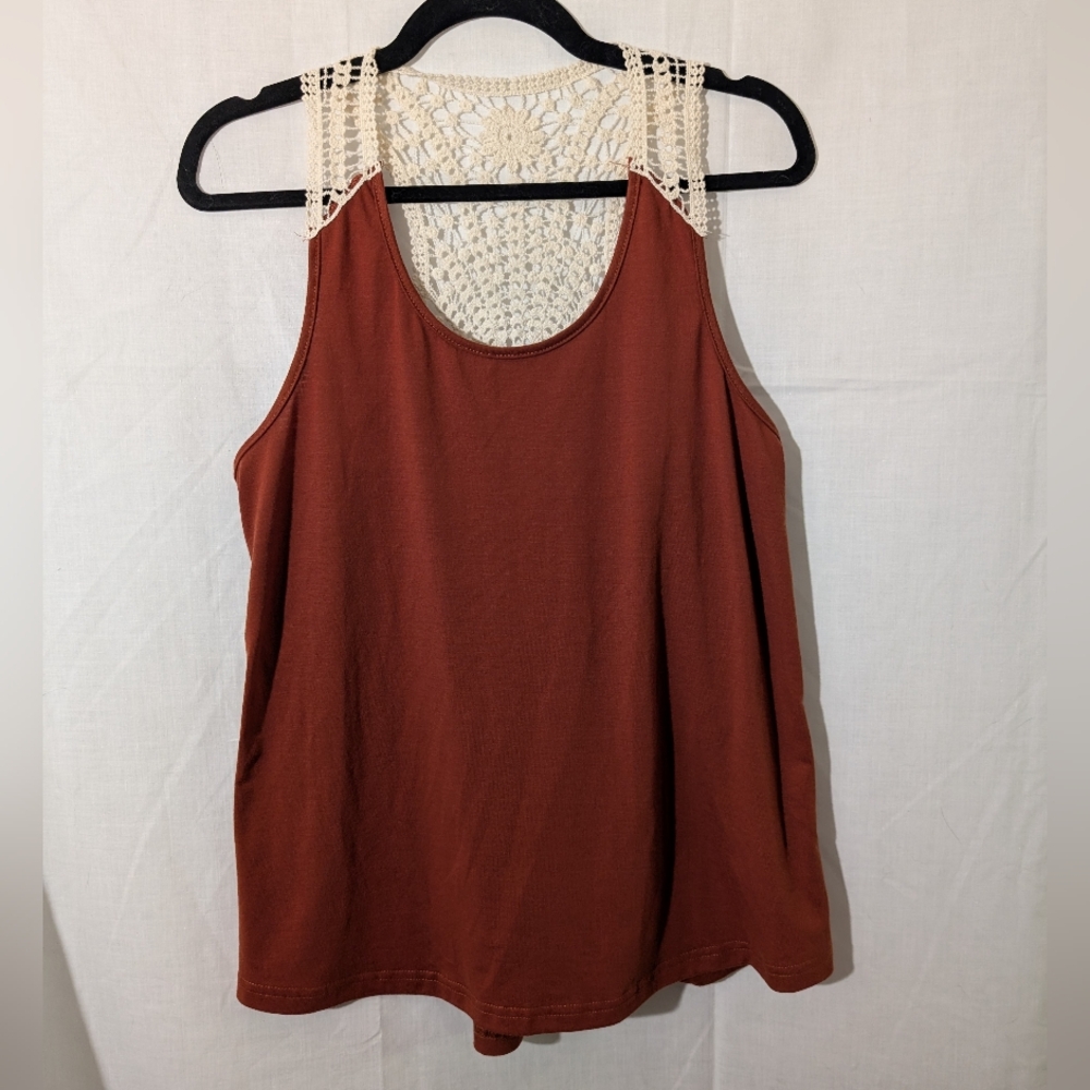Emery Rose Burnt Umber Orange Boho Crochet Top, Size Medium